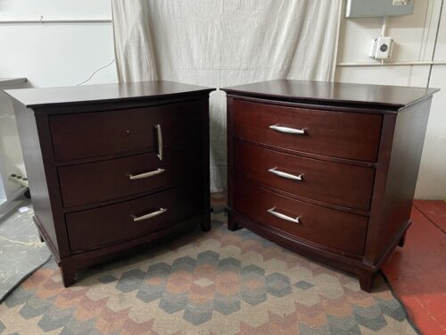 Cinnamon Finish 3-Drawer Closed Nightstand (Set of 2)