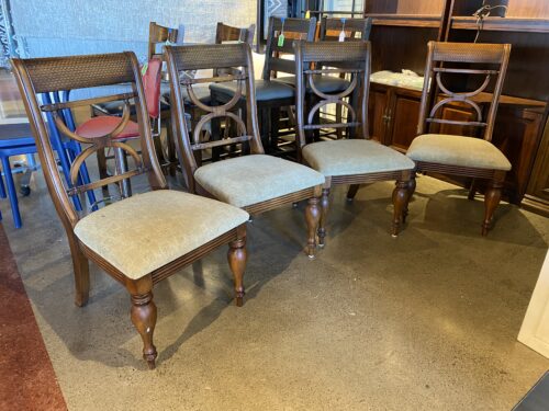 ASHLEY Kuliwood Dining Chair Set w/ Leather Back