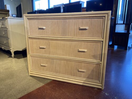 ELEGAN Pencil Reed Three Drawer Dresser