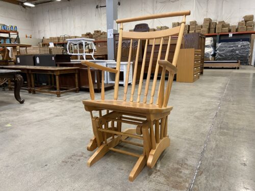 DUALTAILIER Vintage Maple Rocking Chair