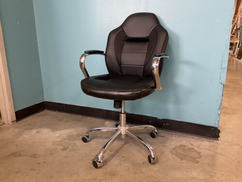 Black Sleek Office Chair