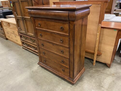 Wooden Cherry Finish 6 Drawer Dresser with Round Swing Pulls
