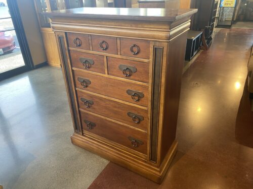 KLAUSSNER Dick Idol Rustic 8-Drawer Dresser