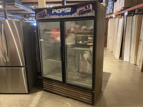 TRUE Vintage Pepsi Beverage Cooler