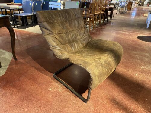 POTTERY BARN TEEN Brown Distressed Lounge Chair