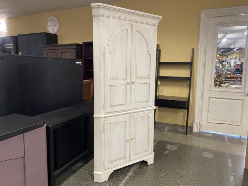 ETHAN ALLEN Rustic Farmhouse White & Brown Wooden Corner Cabinet