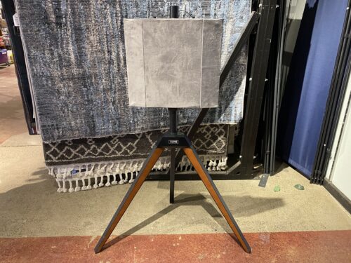 FITUEYES Picasso Series Rotating Tripod Tv Stand