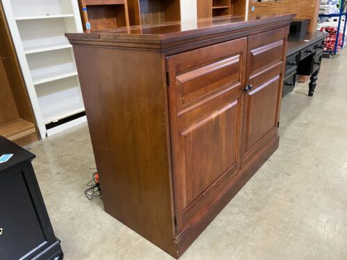 HOOKER FURNITURE Mahogany Stained TV Lift Cabinet