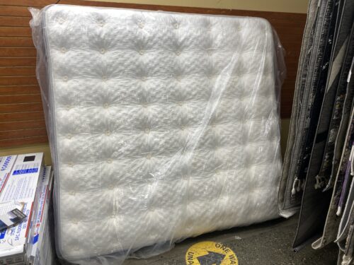 NEW! RESTORATION HARDWARE Ultra Luxetop King Mattress