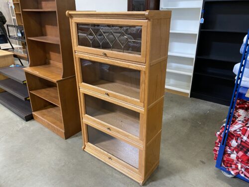 ROHRBACH OAK BARN 4 Shelf Barrister Bookcase with Leaded Glass and Clear Glass Doors