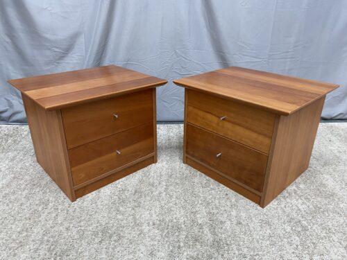 Light Brown Petite Closed Nightstand (Set of 2)