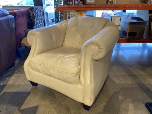 NATUZZI B520 Italian White Leather Tufted Armchair with Rolled Arms