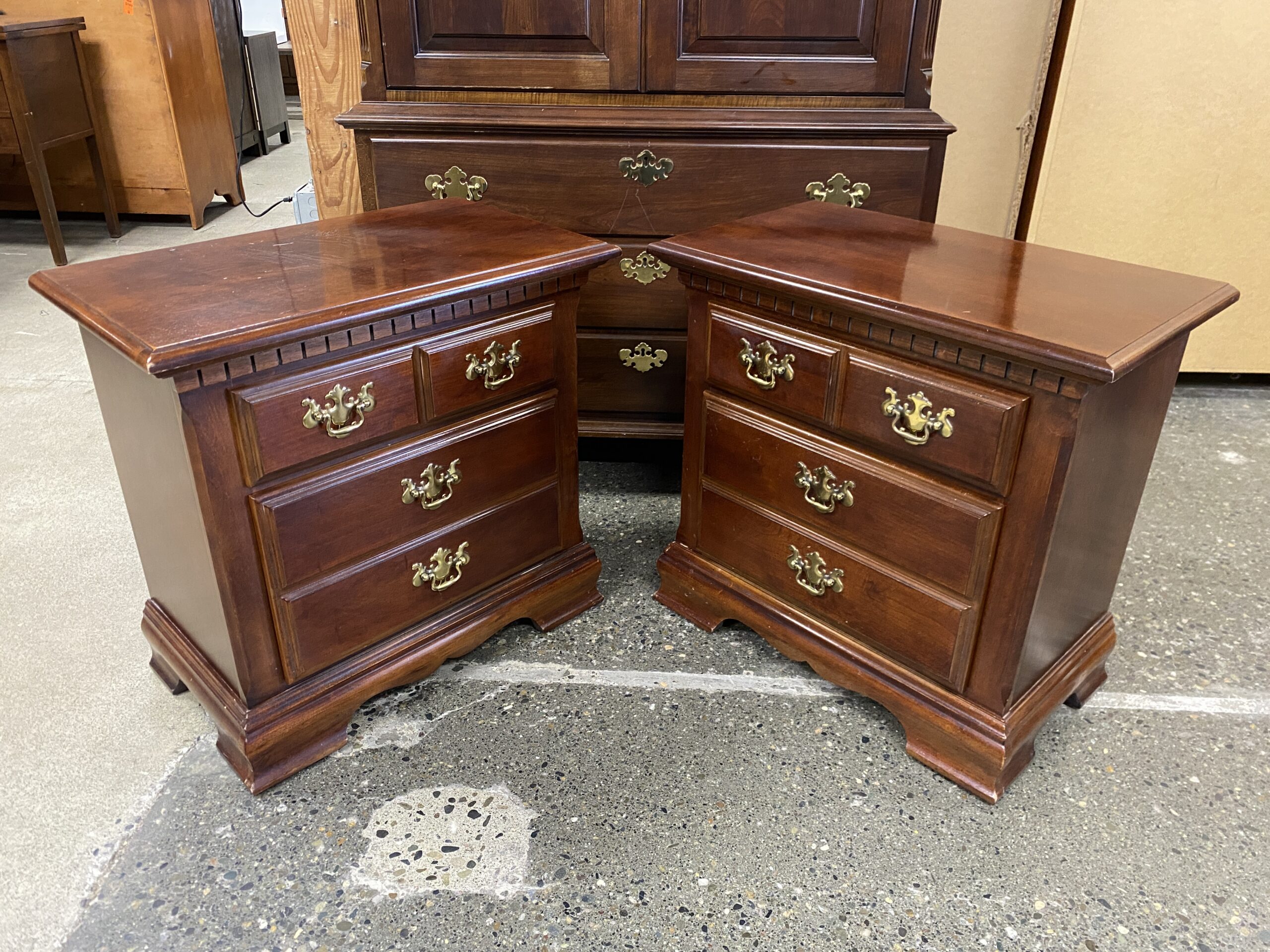 Cherry Finish Colonial Closed 2 Drawer Nightstand  (Set of 2)