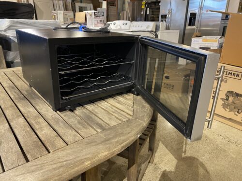 FRIGIDAIRE 8 Bottle Wine Cooler Model #FWC084HM