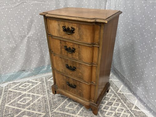 SAGINAW FURNITURE Petite 4 Drawer Wooden Lingerie Chest