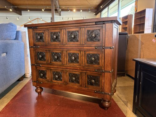 STEIN WORLD  Chesterfield Three Drawer Dresser