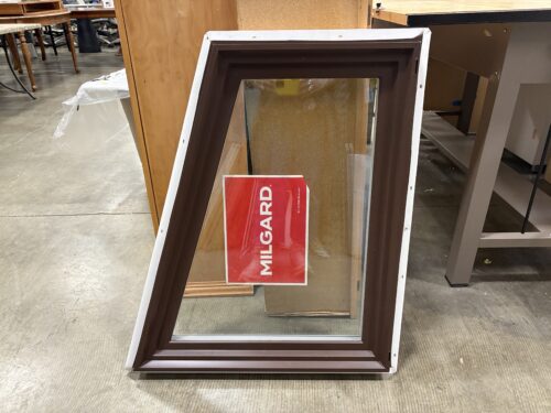 MILGARD  Diagonal Window