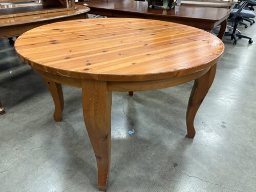Knotty Alder Natural Finish Round Rustic Dining Table