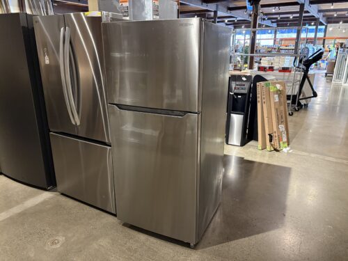 INSIGNIA Top-Freezer Refrigerator - Stainless Steel Model #NS-RTM18SS2