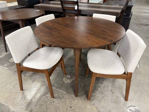 ARTICLE Seno Round Walnut Dining Table w/ 4 Nosh Chalk Grey Dining Chairs