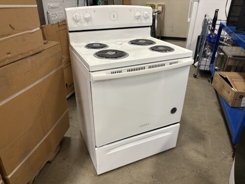 AMANA 30" Freestanding Electric Range  Model #ACR4203MNW1
