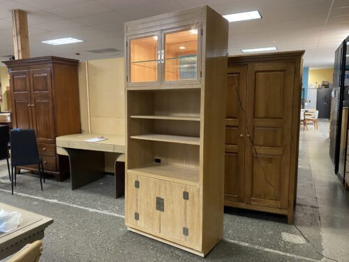 HENREDON Bel Air Vintage Campaign Dimmable Lighted 5-Shelf Hutch