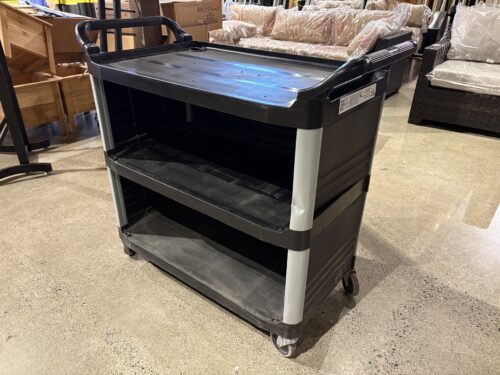 RUBBERMAID Commercial Products Xtra Utility Cart