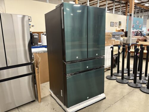 NEW! SAMSUNG Bespoke French Door Smart Refrigerator with Emerald Green Steel Panels and Beverage Center Model #RF29BB8600AP