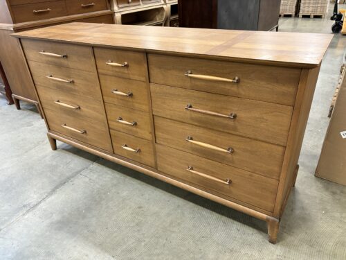 HERITAGE HENREDON Vintage Mid-Century 12 Drawer Triple Dresser with Turned Wooden Pulls