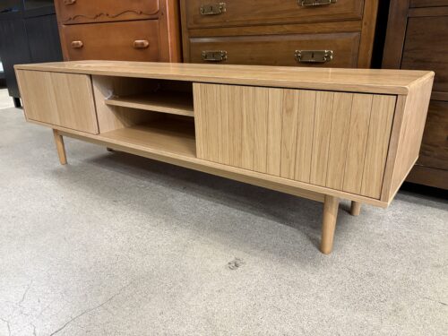 Blonde Scandinavian Modern Style TV Stand w/ Sliding Doors