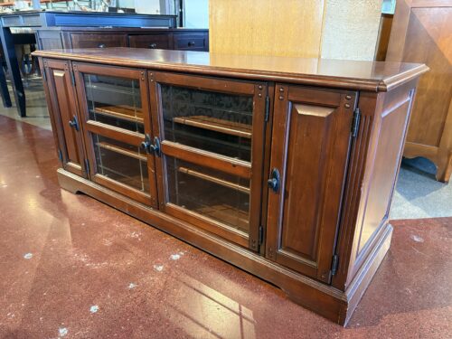 GOLDEN OAK  Traditional Solid Wood TV Media Center