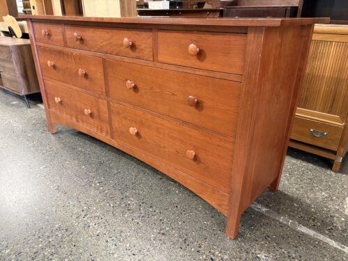 STICKLEY Harvey Ellis 7-Drawer Low Dresser