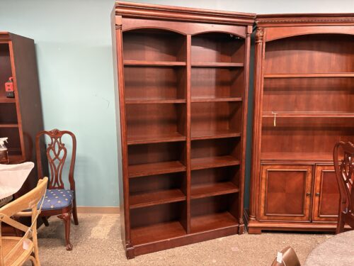 Mahogany Finish 10 Shelf Bookcase
