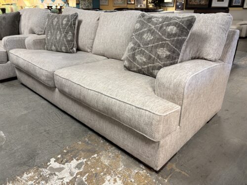 ASHLEY Alesandra Beige Sofa