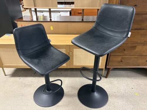 LEISUREMOD Tilbury Charcoal Black Barstool (Set of 2)