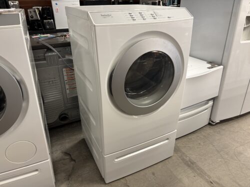 MIELE Touchtronic Gas Dryer Model #T9820