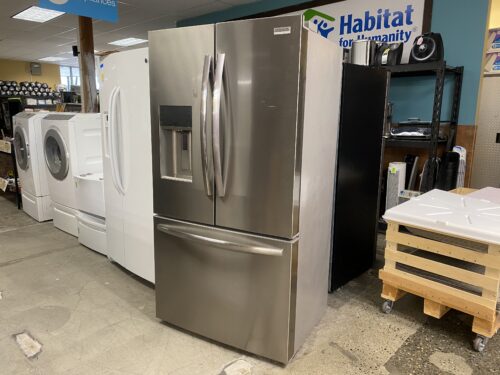 FRIGIDAIRE GALLERY 28 cu ft French Door Freezer/Refrigerator Model #GRFC2353AF0