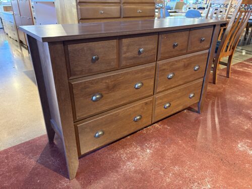 Traditional 6-Drawer Dresser with Bronze Pulls