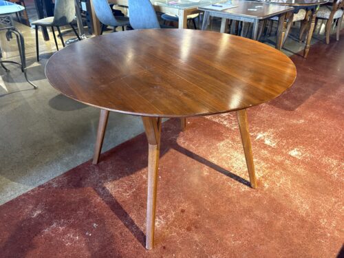 44" Round Dining Table in Acorn