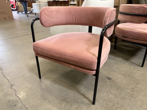 BLUEGROUND Modern Pink Plush Accent Chair with Sleek Metal Base