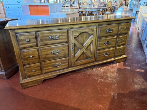 HUNTLEY by Thomasville Solid Oak Nine Drawer Dresser