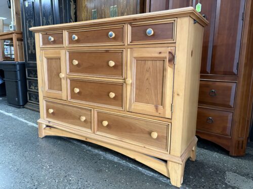 LANE Eddie Bauer Lifestyles Wooden 7-Drawer Buffet