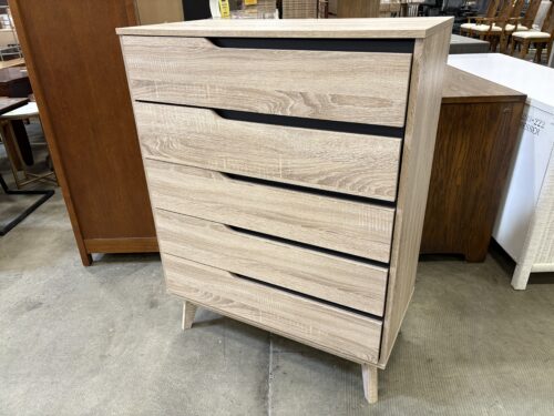 Light Finish 5 Drawer Petite Chest Dresser with Asymmetrical Finger Pulls