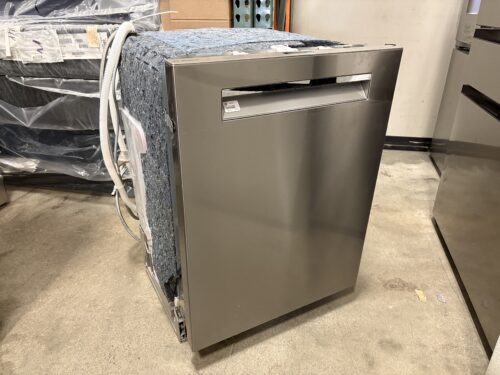 BOSCH Benchmark Series 24" Top Control Built-In Dishwasher Model: SHP9PCM5N/25 (Southcenter Store)