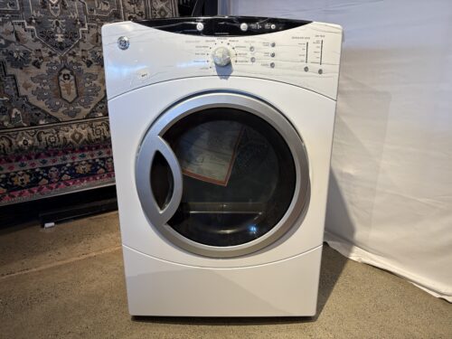 NEW! GE 7.0 Cu. Ft. Super Capacity Gas Dryer Model #DBVH512GF0WW