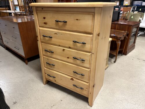 BOYD Knotty Pine Traditional 5-Drawer Tall Dresser