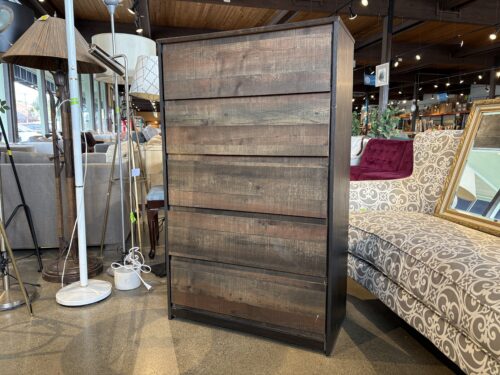 ASHLEY Windlore Dark Brown 5 Drawer Chest