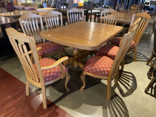 Traditional Country Style Trestle Dining Table Set