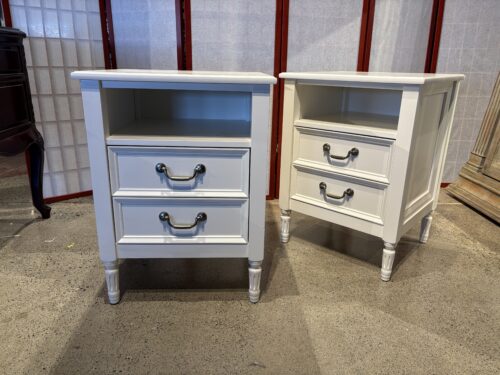 POTTERY BARN  Blythe Nightstands in French White (Set of 2)