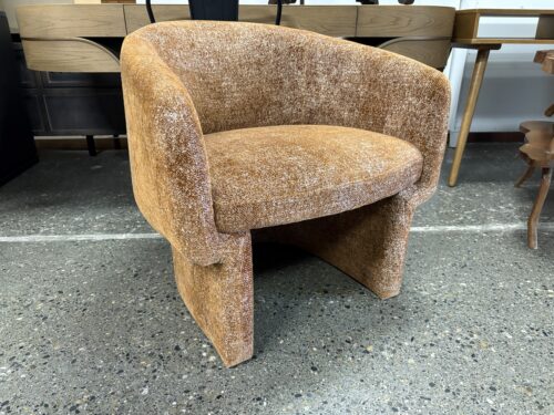 SOFACOMPANY Sandy Amber Upholstered Barrel Back Accent Chair